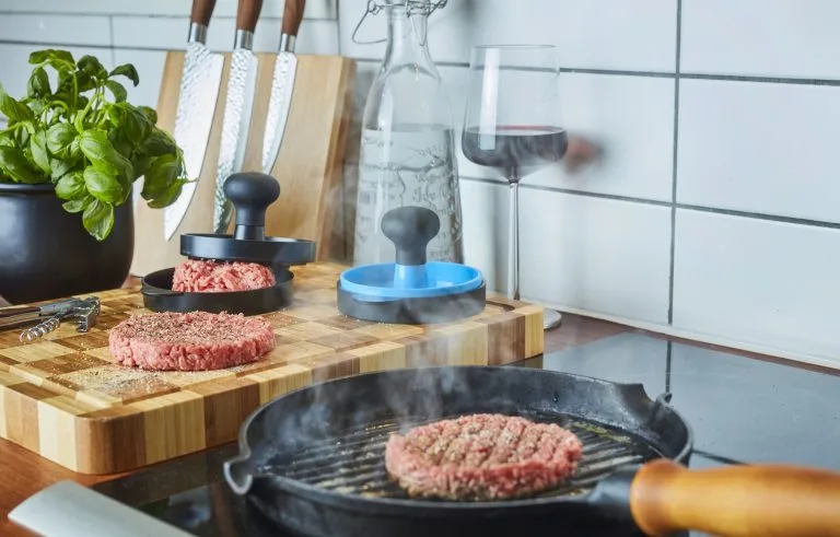 Presse à hamburger Wallberg Ø12 cm Dorre Presse à Hamburger Wallberg Ø12 Cm -nordicnest Boutique 506032 01 9 EnvironmentImage 1e3bd0a8ee scaled