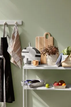 Broste Copenhagen Planche à Découper Olina 25x45,5 Cm -nordicnest Boutique 512272 01 4 EnvironmentImage 31d2f103e6