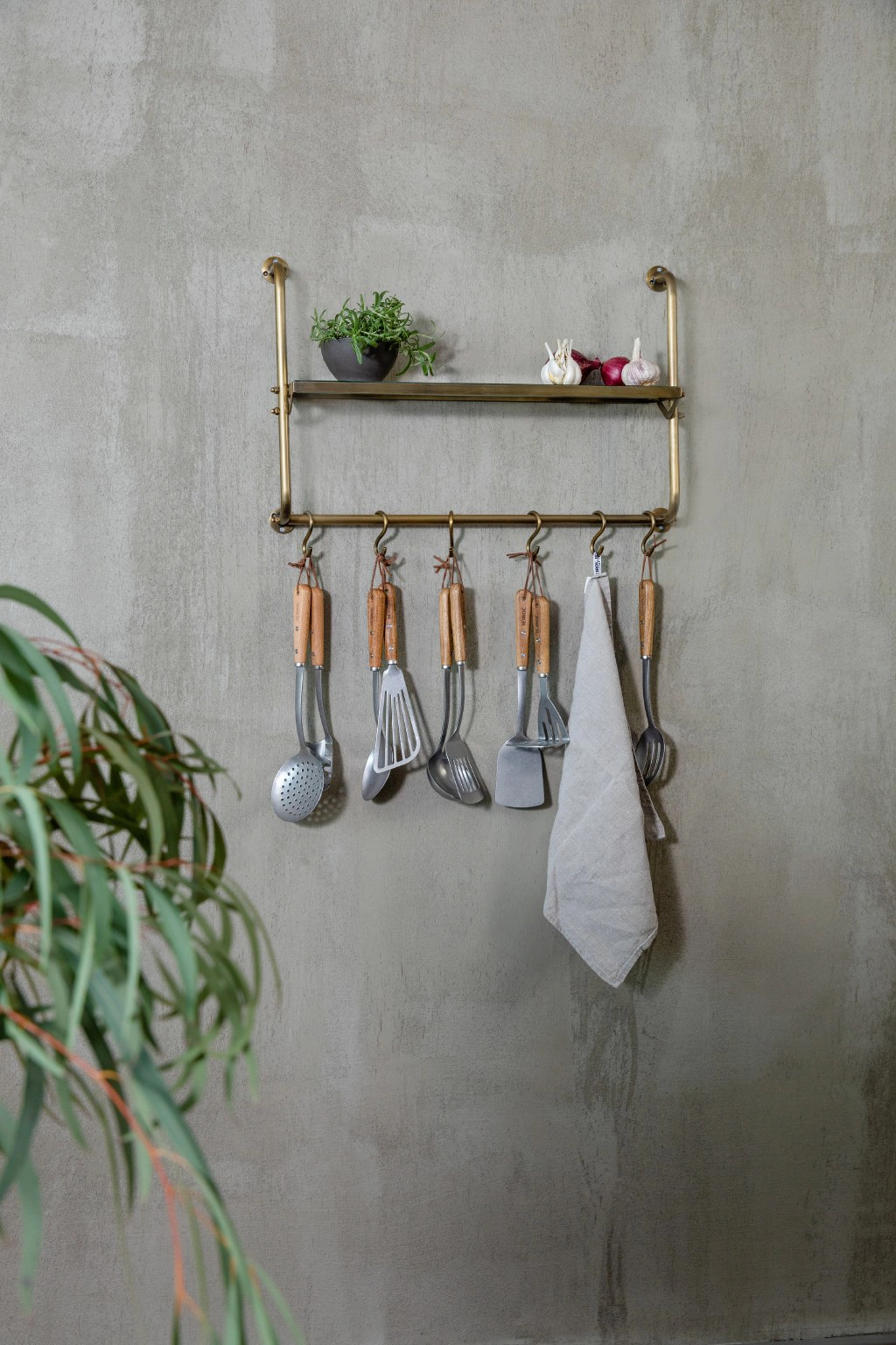 Cuillère à spaghetti en acier inoxydable 34 cm Heirol Cuillère à Spaghetti En Acier Inoxydable 34 Cm -nordicnest Boutique 515889 01 5 EnvironmentImage 807927bbc2